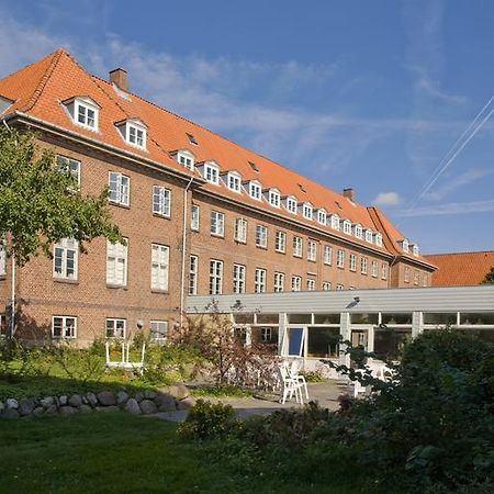 הסלב Emmaus Hostel מראה חיצוני תמונה
