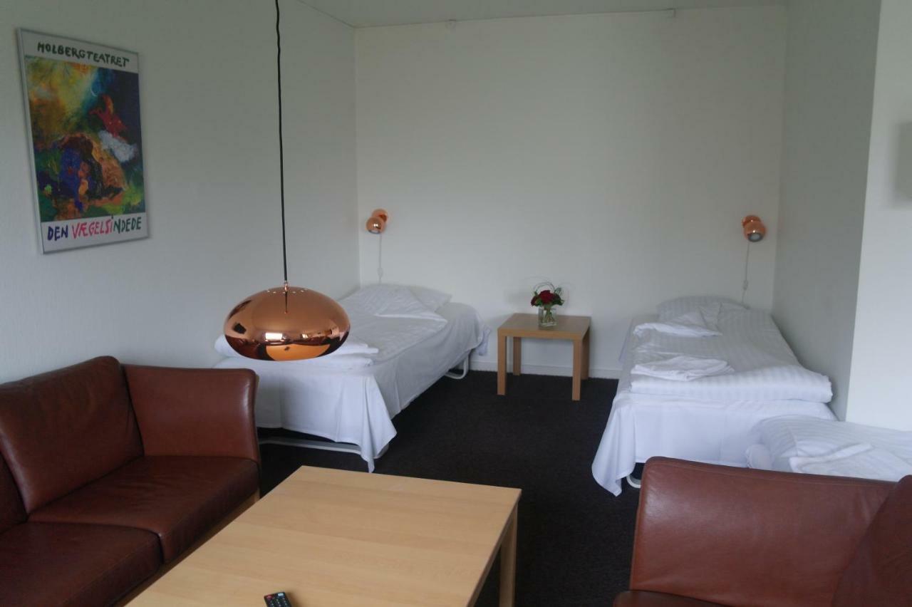 הסלב Emmaus Hostel מראה חיצוני תמונה